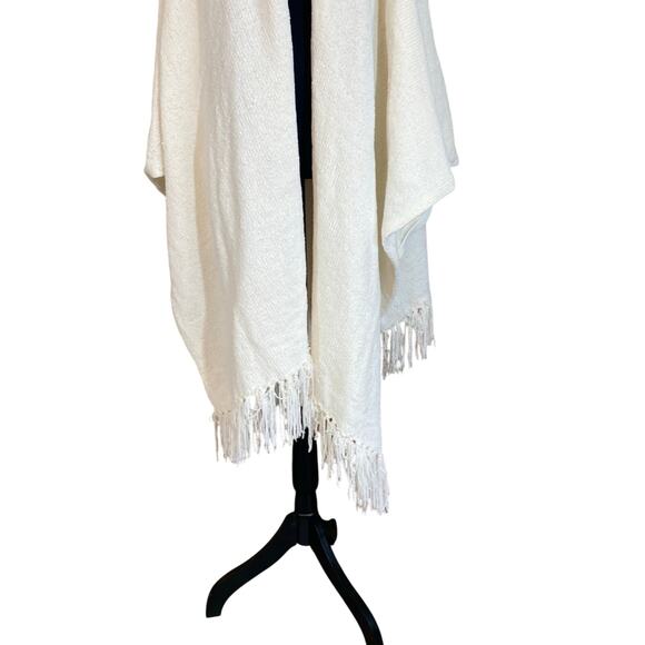 Vintage Sideeffects White Fringe Kimono Shawl Wrap Boho Acrylic Hong Kong - Picture 2 of 8